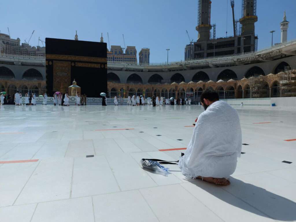 Umrah pilgrims near Kaaba