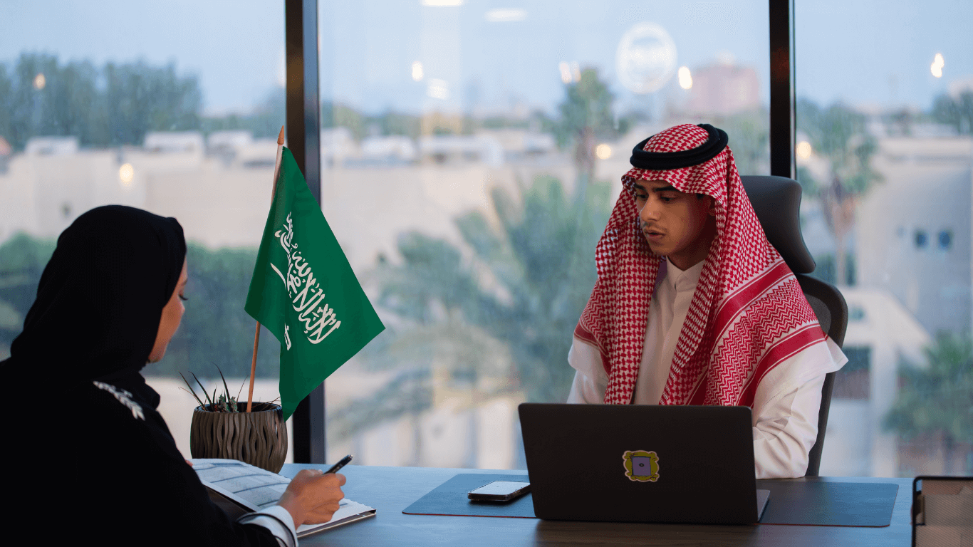New Umrah Visa Rules 2025: What All Visa Holders Should Know 1 oo 1